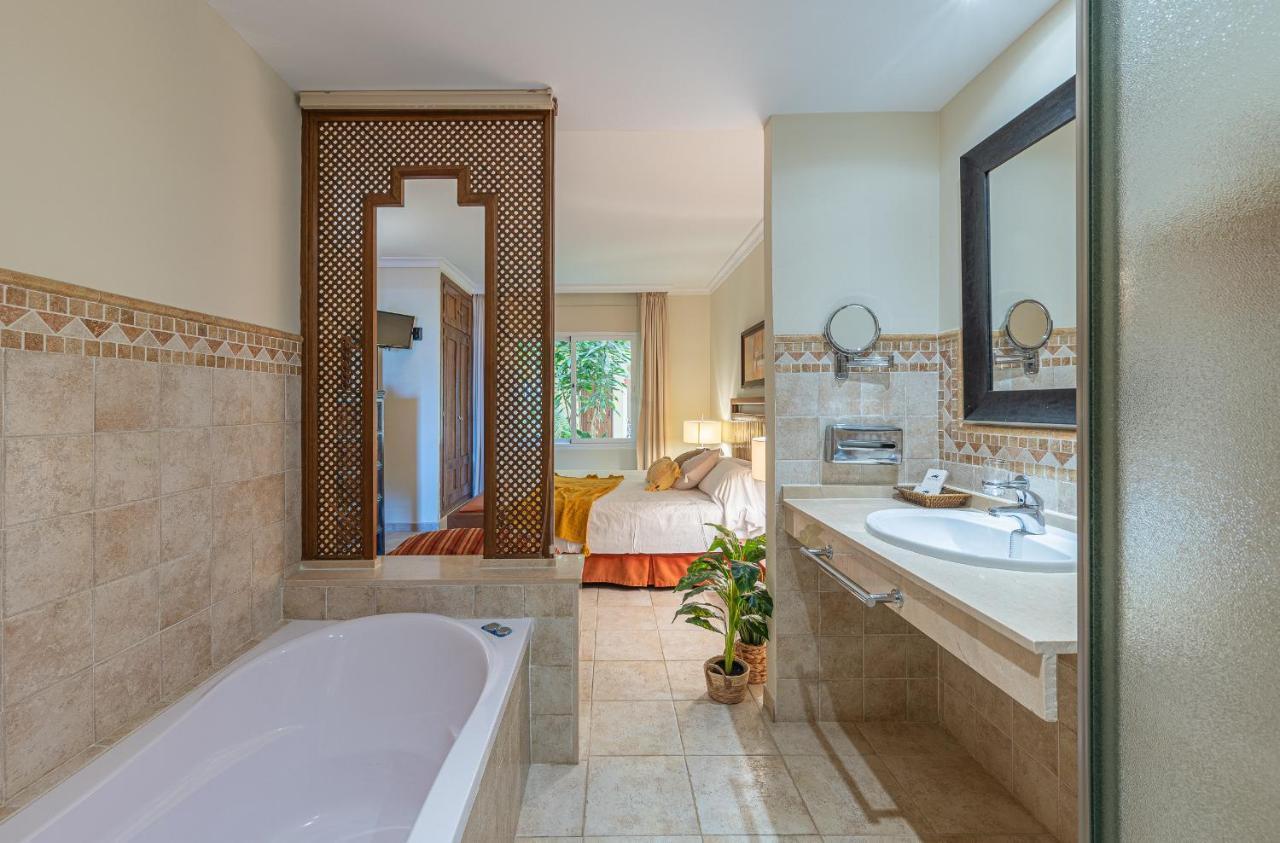 Mijas Costa, Apartment Near To Beach, Wyndham Málaga Dış mekan fotoğraf